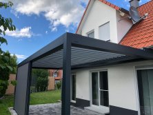 Lamellendach-als-wandmontage-Crailsheim-Frank-Ehret