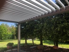 Terrasse-ueberdachen-Lamellen-Satteldorf-Wintergaerten-Ehret