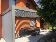 Terrasse-ueberdachen-Lamellen-wetterschutz